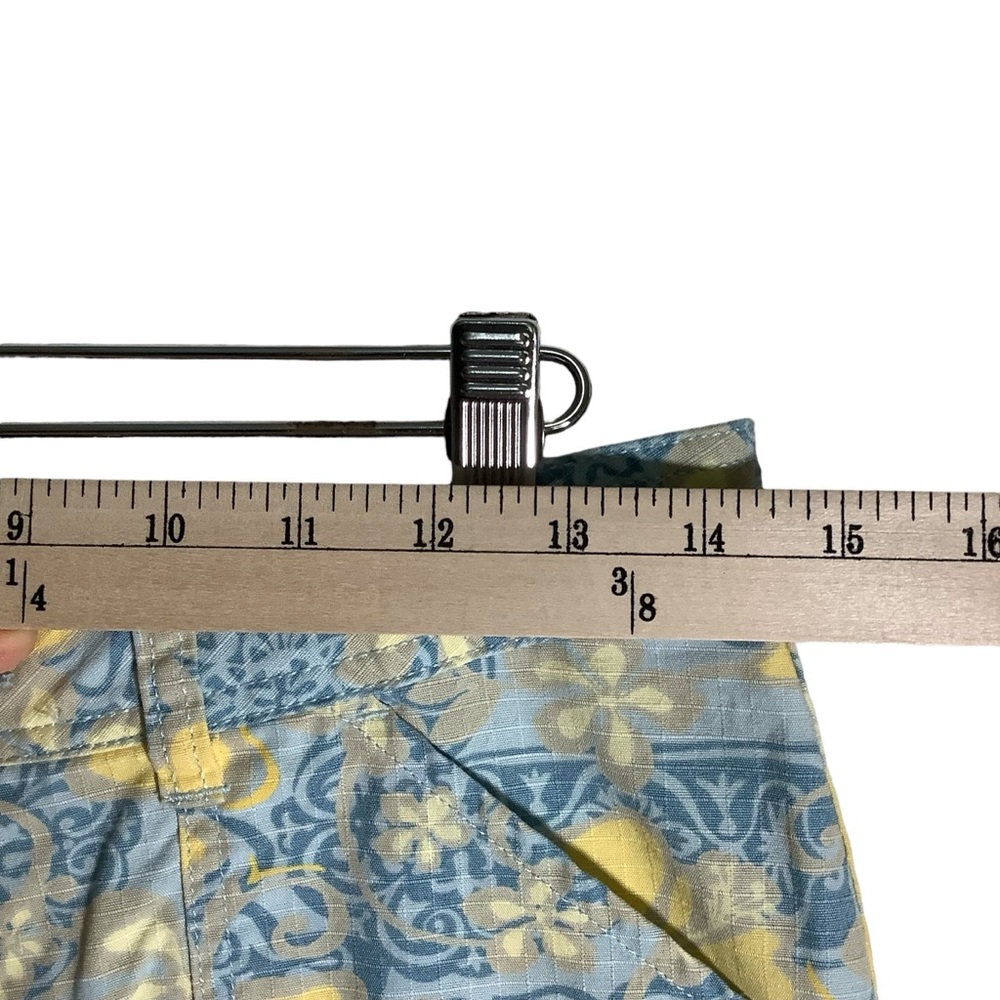 L.L. Bean Floral Short Summer - Picture 5 of 9